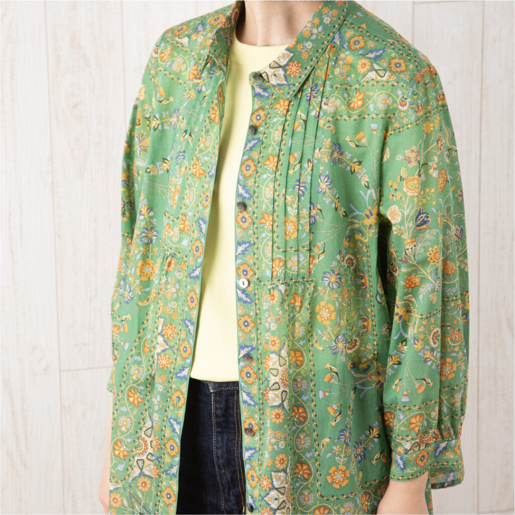 ヨークピンタックパネルブラウス　ゴア