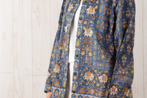 シャツ襟長袖ブラウス　バンガロール