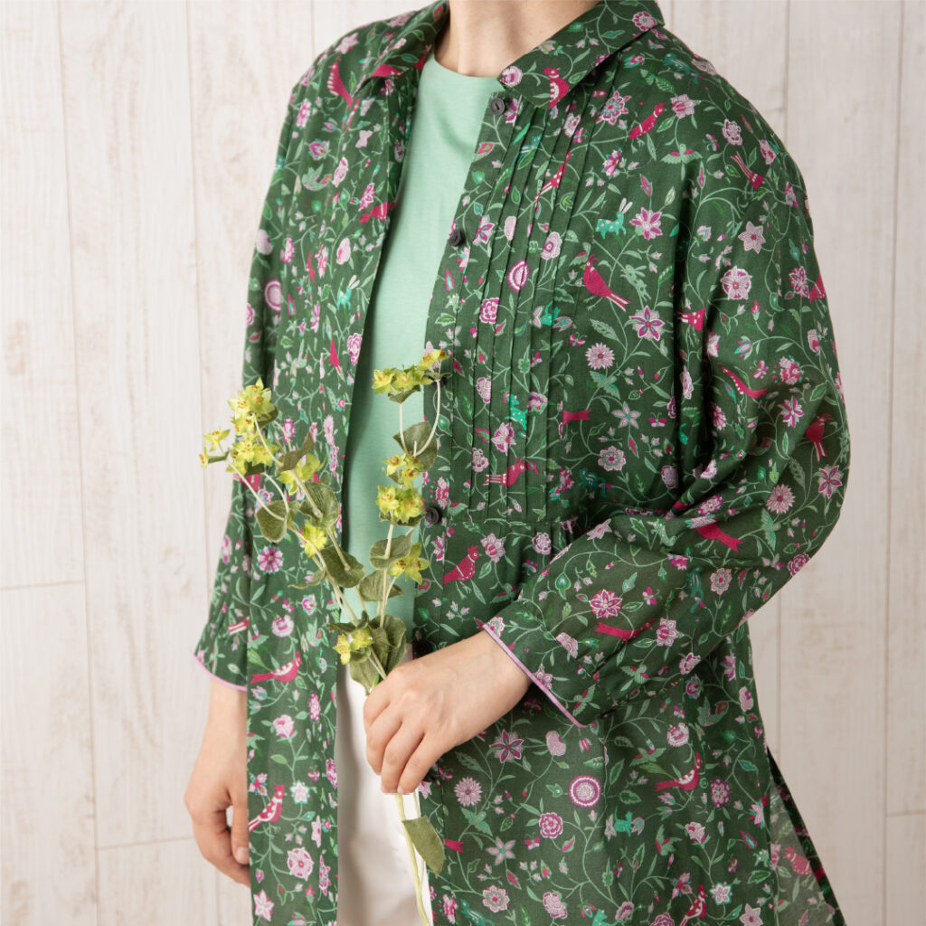 前ヨークピンタック七分袖ブラウス　オランジェ