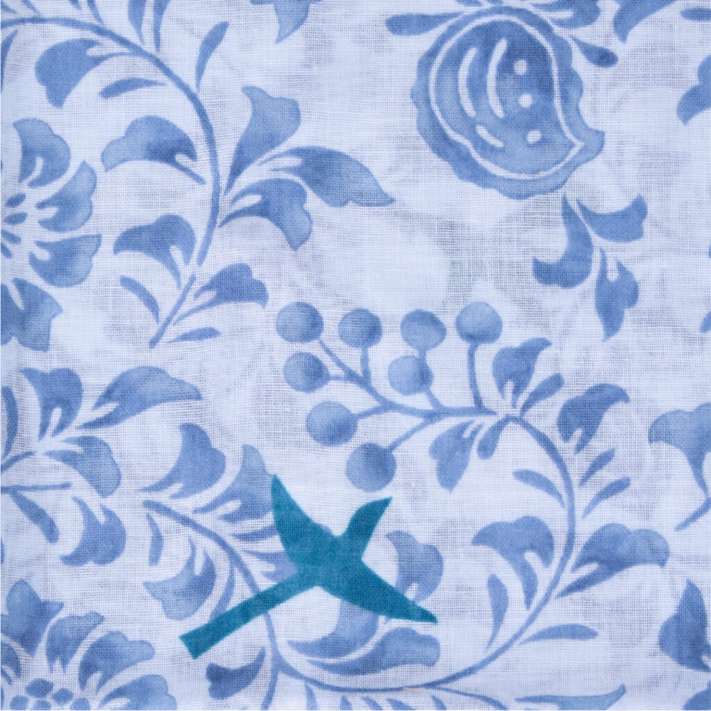 ガーゼチーフ　花鳥から草　ブルー