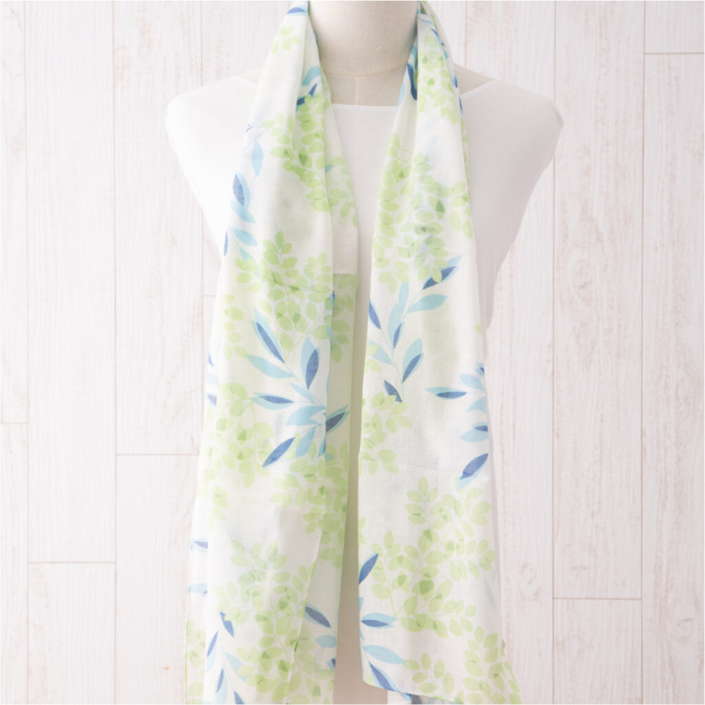 ガーゼチーフ　木の間（このま）グリーン