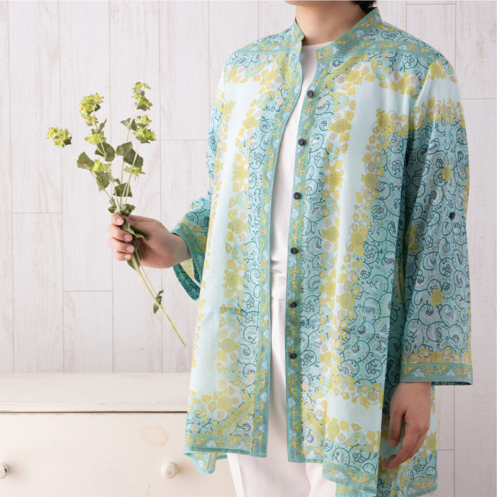 スタンドカラーブラウス　バリ