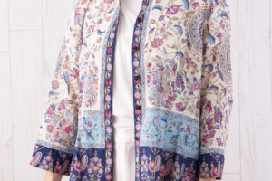 スタンドカラーウエストダーツブラウス　シラーズ