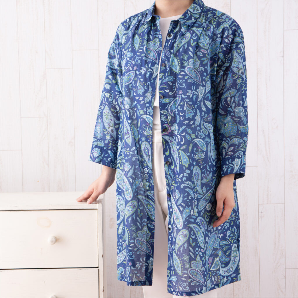 シャツカラーヨーク切替ギャザーチュニック　ジェノバ