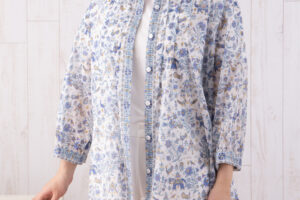 タックデザインブラウス　バローダ