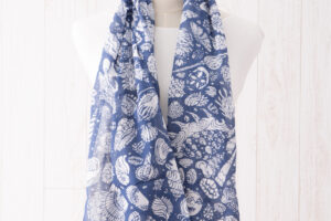 KYOTO BLUE　ガーゼチーフ　貝殻文