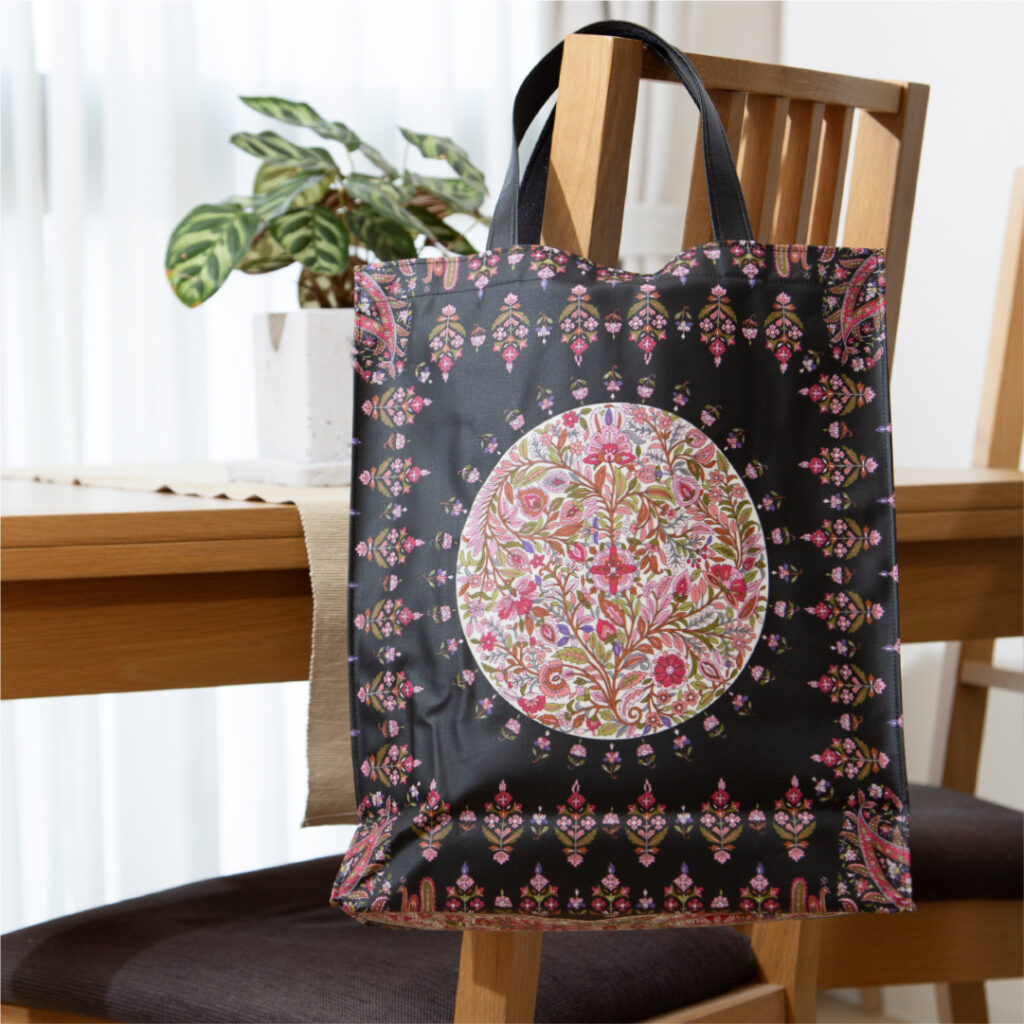 レザーハンドトートバック　カテイヤワール