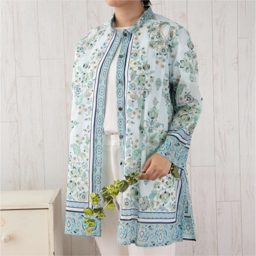 小襟付スタンドブラウス　ジャワ