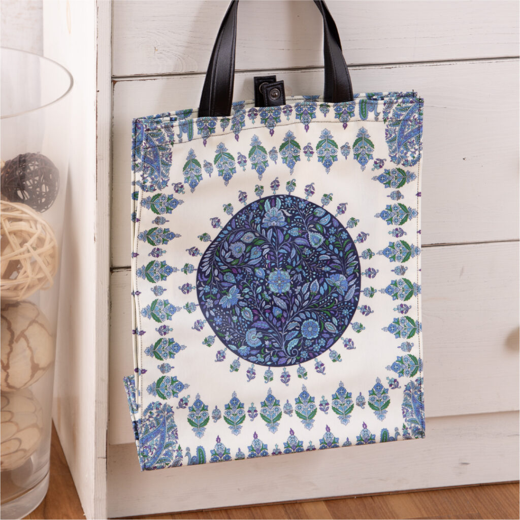 レザーハンドトートバック　カテイヤワール