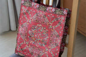 レザーハンドトートバック　ゴア