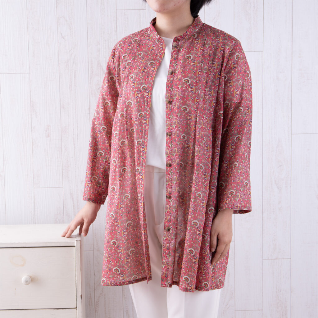 小襟付スタンドタックブラウス　ゴア