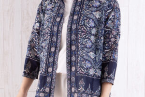 スタンド七分袖ショートブラウス　セントトーマス　